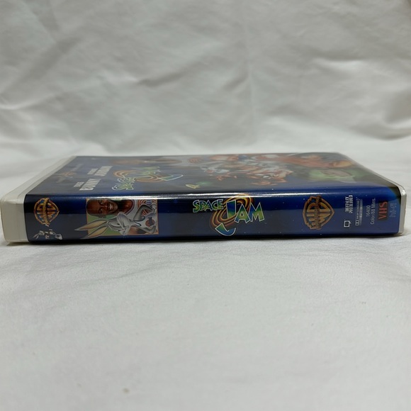 Space Jam VHS & Dabloon - Picture 7 of 13